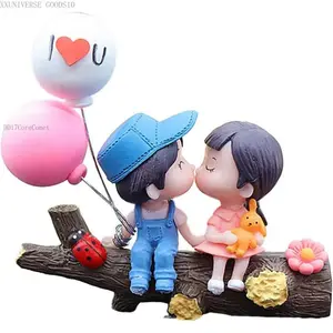 Cartoon Couples Car Decoration Action Figure Figurines, Miniature Kiss Couple Cute Cartoon Couples, Balloon Ornament, for Girls Gifts Party Creative Car Interior Decoration Car Decor for Girls, Teenage Girl GiftsXXUNIVERSE GOODS10DD17CoreComet