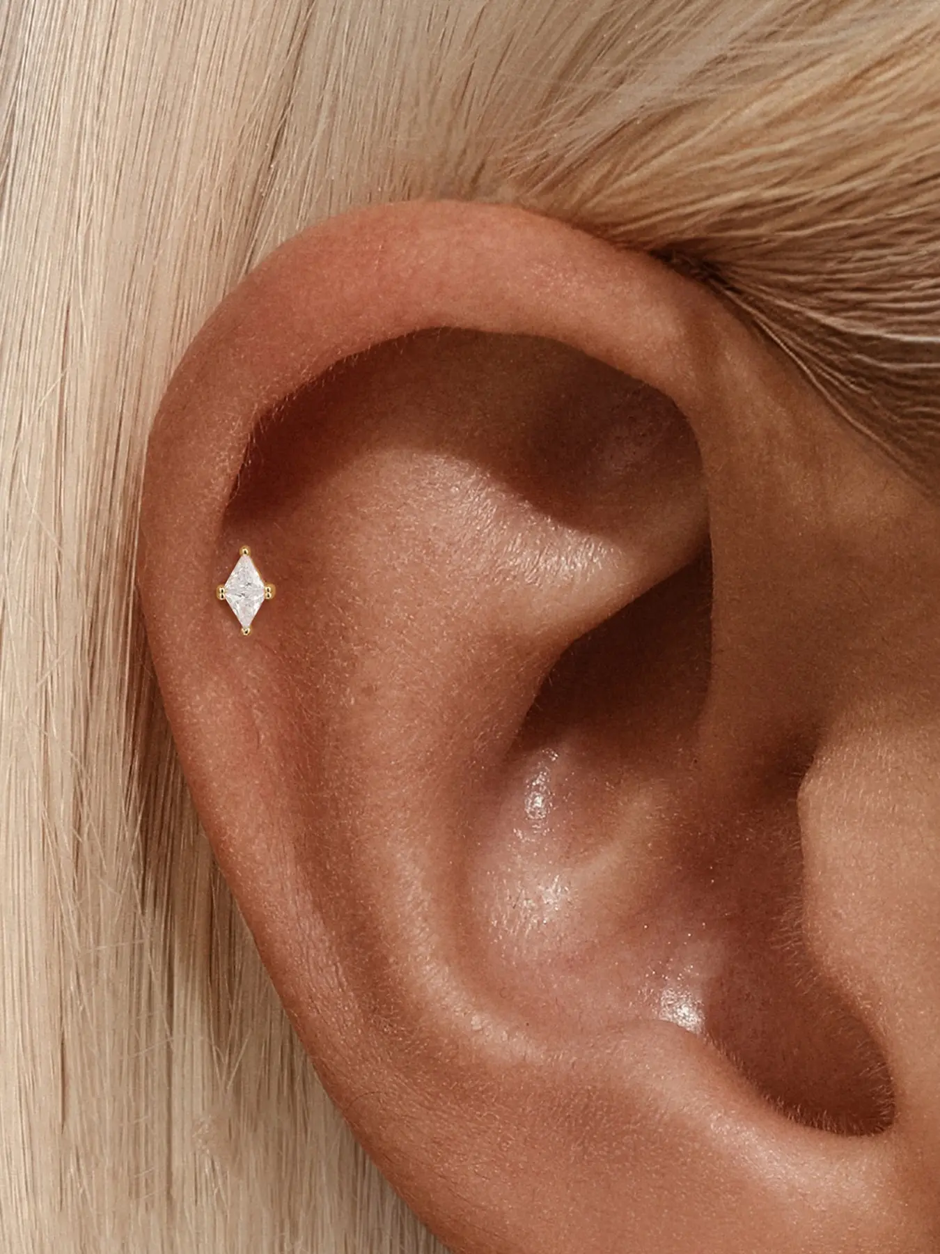 1Pc 18K Gold Plated S925 Sterling Silver Geometric Triangle CZ Flat Back Earrings, Mosaic Patchwork Threaded Cartilage Piercing Labret Studs Hypoallergenic Non-Tarnish,  Ideal for Daily Wear, Valentine's Day, and Other Special Occasions.