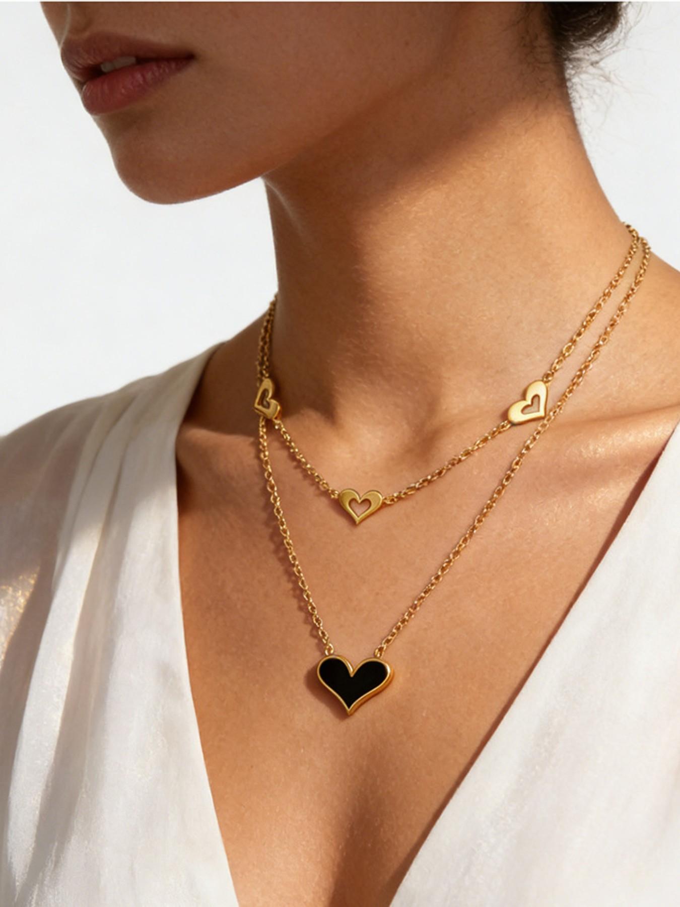 Titanium Steel Double Layer Heart Necklace for Women, Elegant Lockbone Chain, Sparkle Decor, Perfect for Parties and Daily Wear