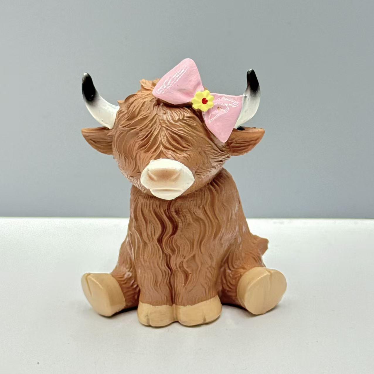 Collectible Figurines Mini Creative Resin Animal Statues, Highland Cow Ornament, Festival Decor, Movie Souvenir, Best Holiday Gift