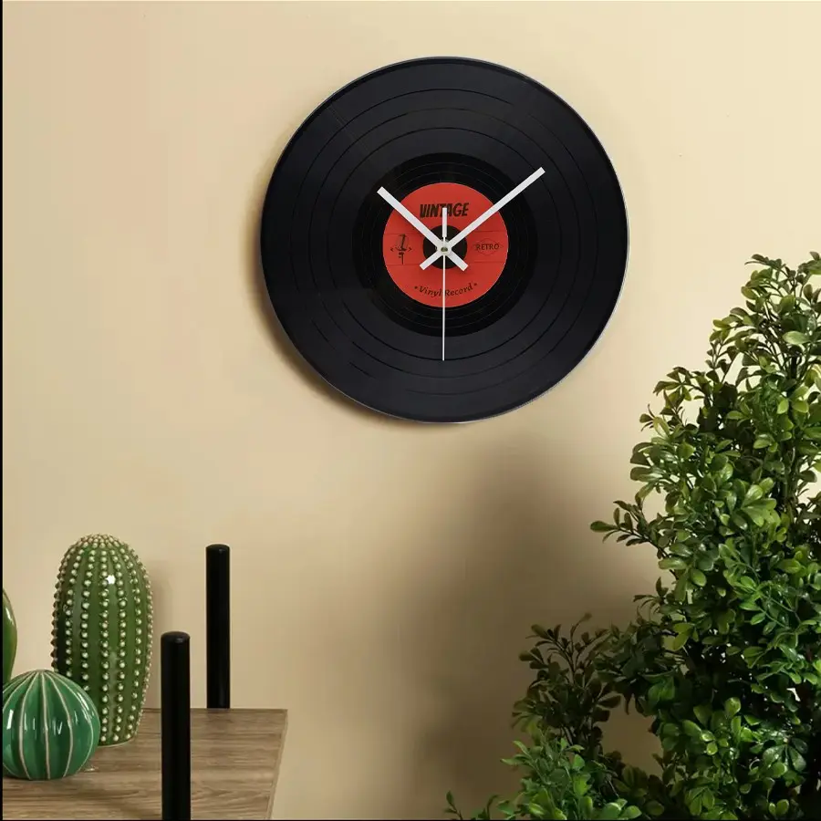 Vintage Vinyl Record Clock, Retro Style Wall Art, Battery Operated, Portable Design, Ideal for Living Room Decor, Decorative Clock