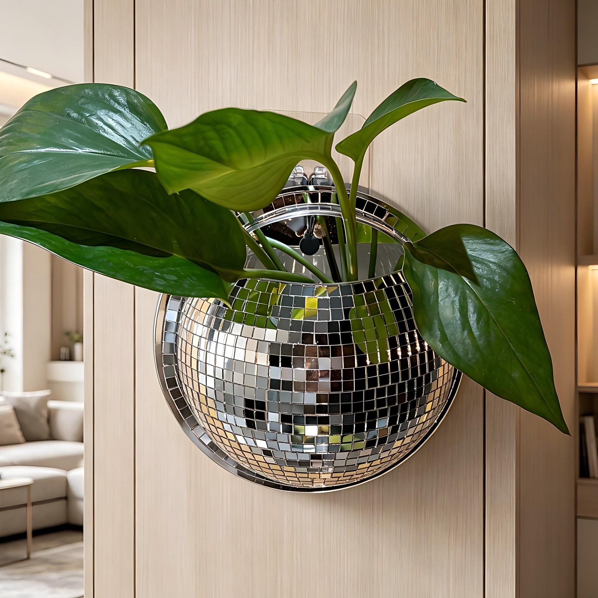 Wall-Mounted Disco Vase, Mirror Creative Hydroponic Pot, Wall-Hanging Decorative Planter, Flashing Mirror Refraction, Ideal for Bedroom, Balcony, Living Room, Entryway