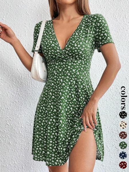 Women's Ditsy Floral Print V Neck Wrap A Line Dress, Boho Fashion Short Sleeve Short Dress for Daily Holiday Vacation Wear, Frenchy Style Ladies Dress for Summer