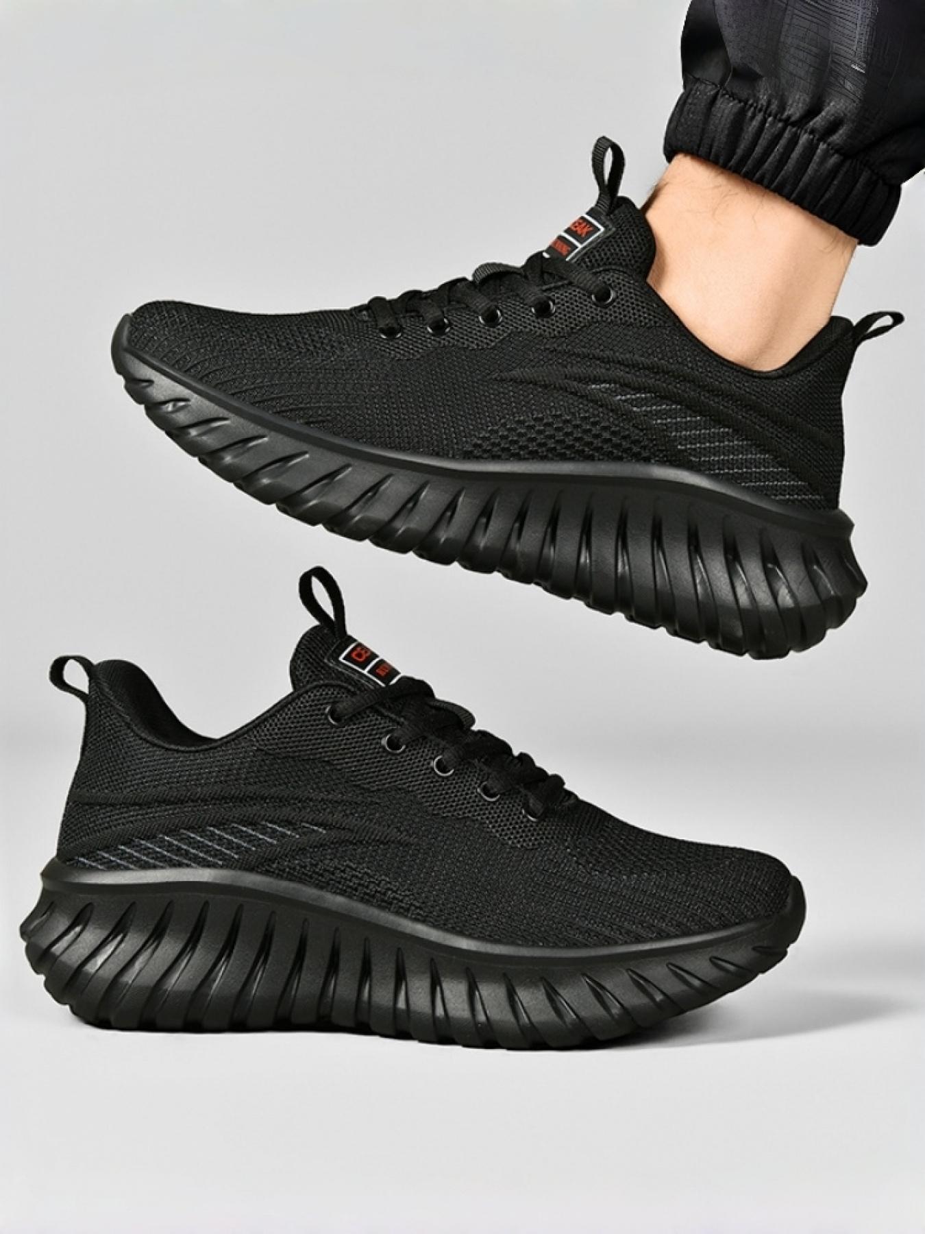 Men's All-Black Blade Sneakers: Cushioned Platform Design, Casual Shoes For Street Style & Commute