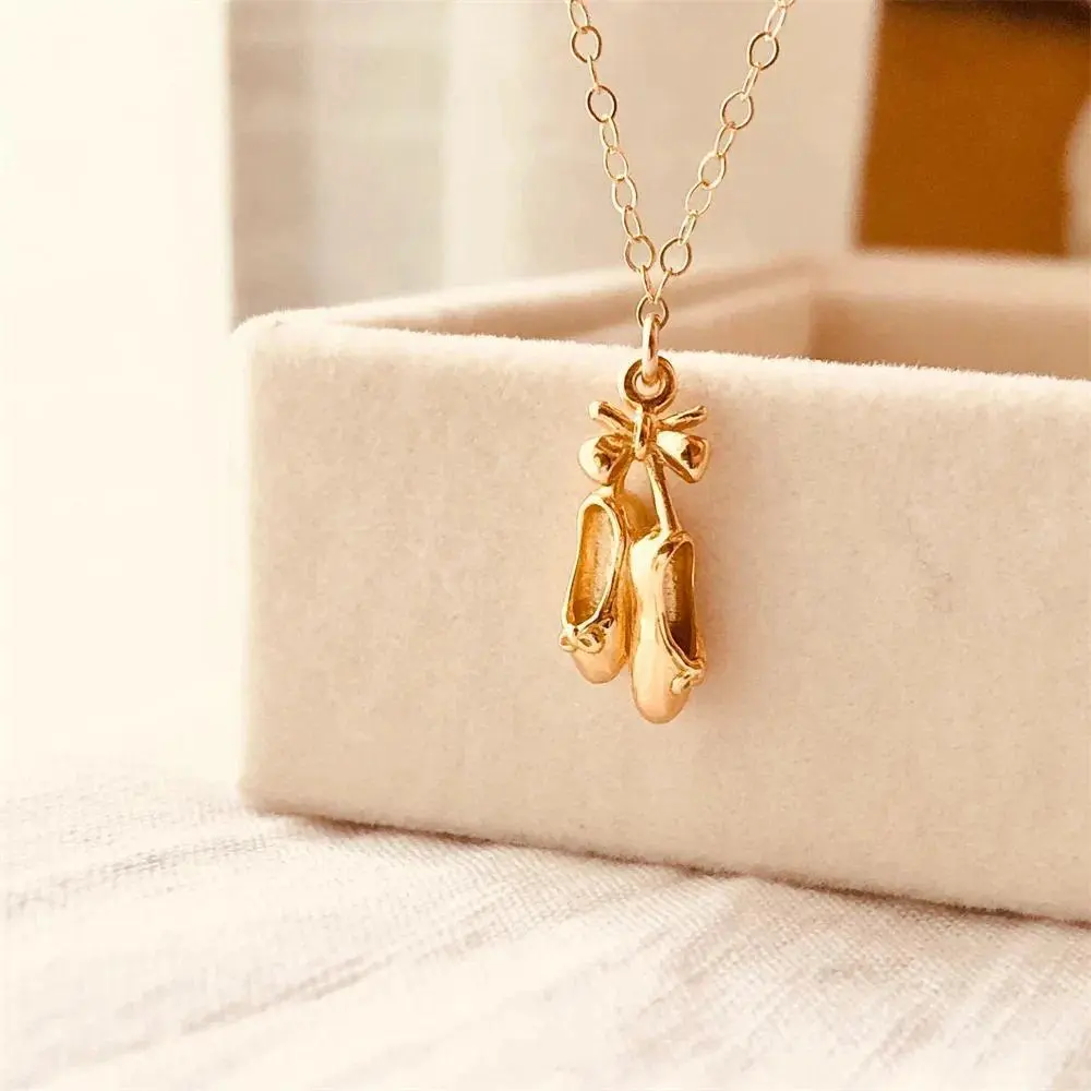 Bow Shoes Necklace Ballet Shoes Pendant Cute Necklace For Women Girls Fashion Valentine's Day Gift Collarbone Chain Necklace