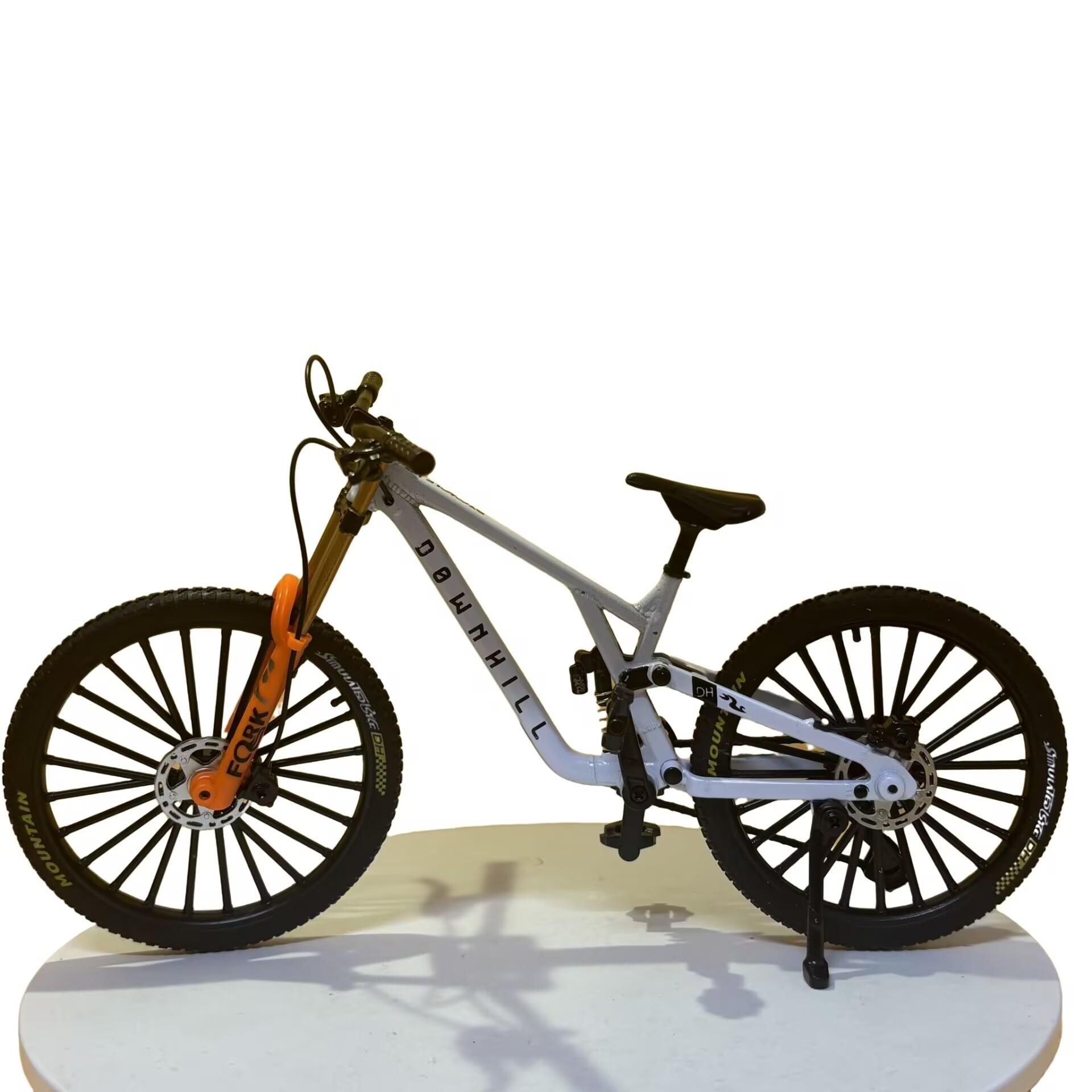 New Alloy Bicycle Model, Realistic Design Mountain Bike, Road Bike Desktop Decor, Collectible Mini Bike, Office & Home Decoration, Christmas Gift, No Power Needed