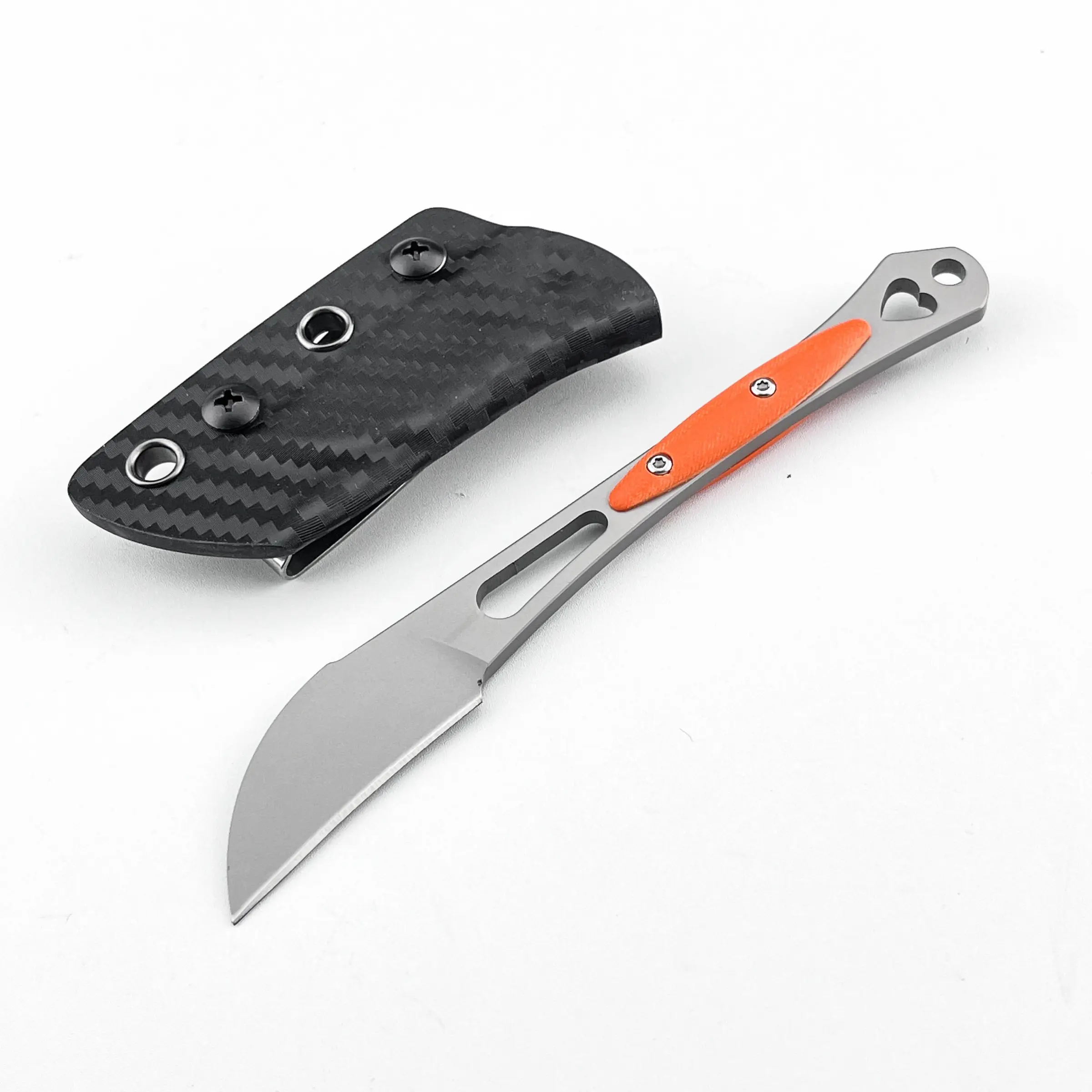 A full-handled lightweight hollowed-out straight knife, made of 8Cr13Mov steel throughout, equipped with an orange anti-slip G10 patch, a carbon fiber textured K sheath, a DIY tool for outdoor lightweight tasks, knife collection and appreciation.