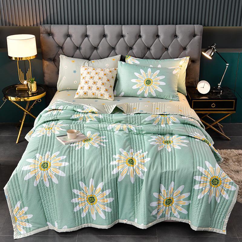 Floral Print Summer Quilt, 1 Count Soft Skin-friendly Organic Cotton Air-conditioning Quilt, Soft Lightweight Quilts, Thin Comfortable Bedding for Home Bedroom Living Room, Floral Coverlet Bedding