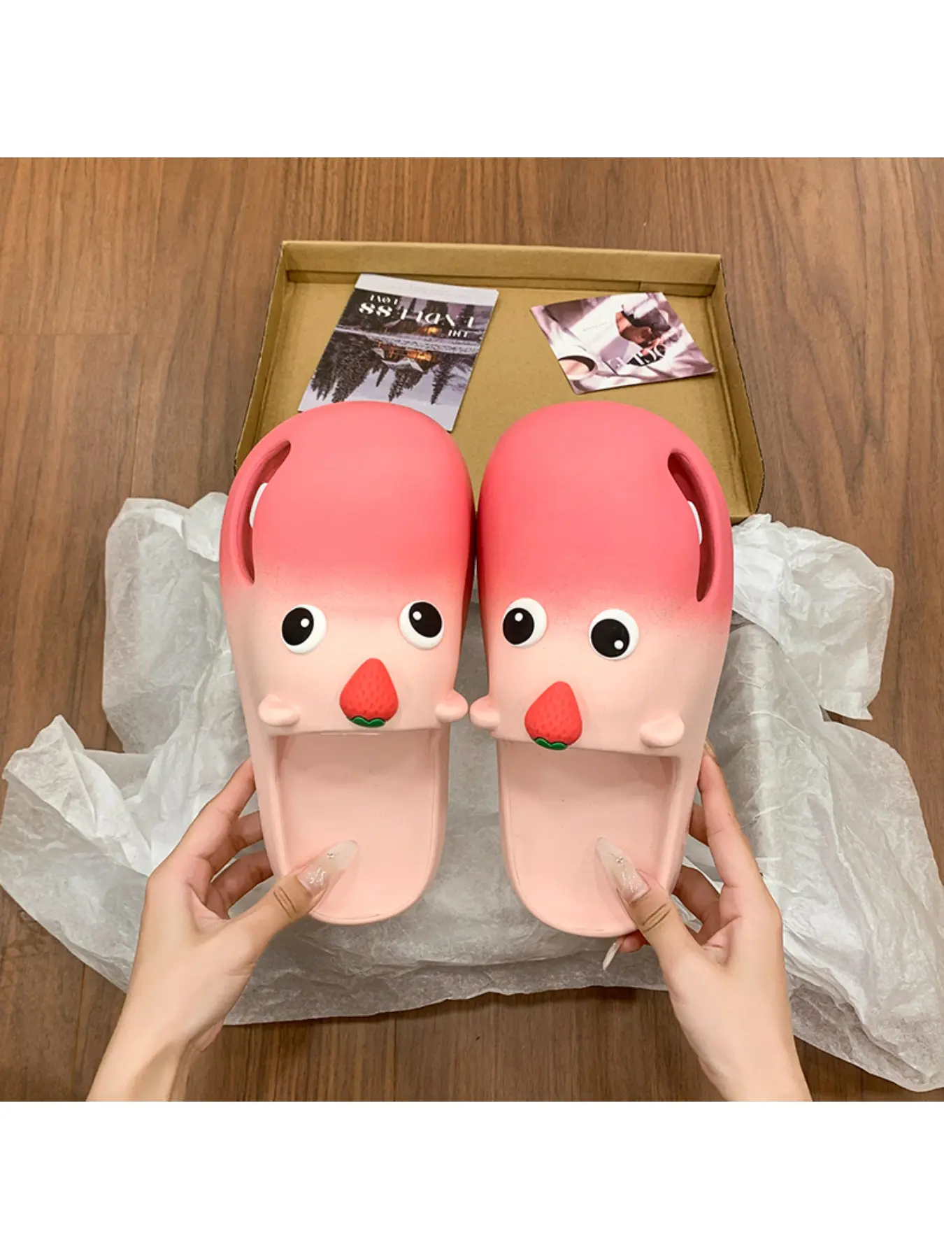 Cartoon Capybara Slippers for Women, Summer Thick Sole Comfortable Home Shoes, Non-Slip Outdoor Sandals, Hollow Out Design