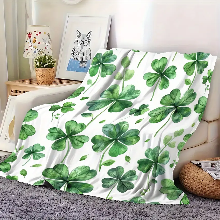 Green Clover Flannel Fleece Throw Blanket - Shamrock Leaf Printed, Lightweight Soft Single-Sided, All-Seasons Indoors/Outdoors Blanket for Bed Sofa, Nature-Inspired Home Decor, Lucky Gift for Adults