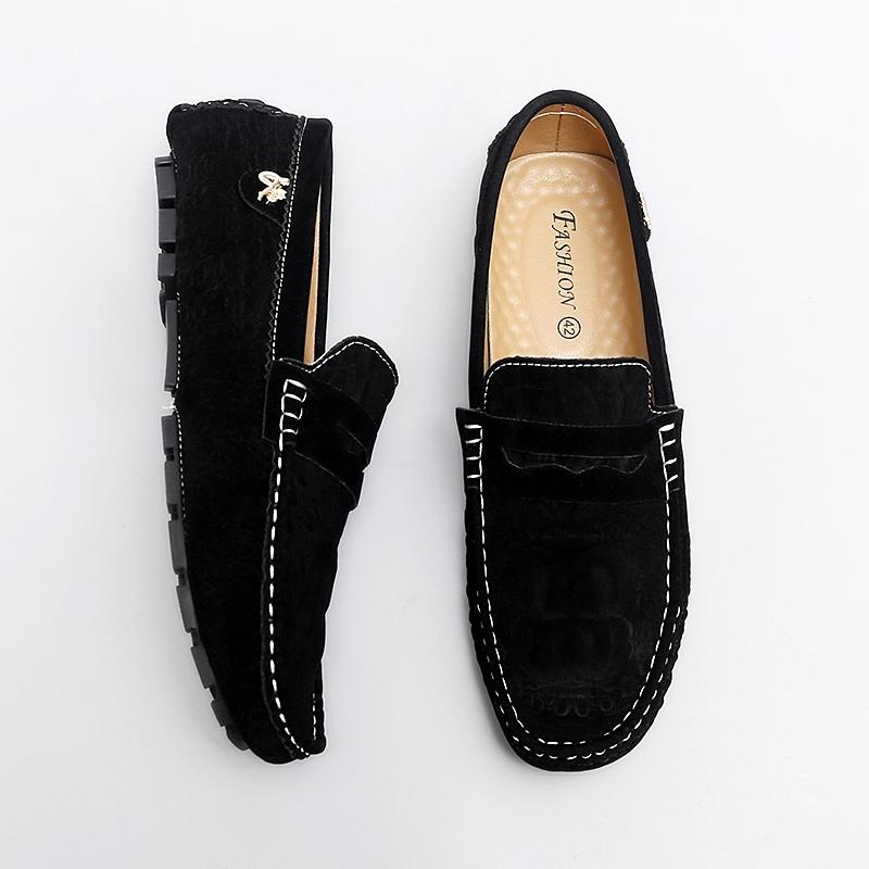 New Men's Velvet Loafers 2026, Multiple Colors Available, Classic Plain Design, Anti-Slip Rubber Sole, Comfortable Casual Walking Shoes