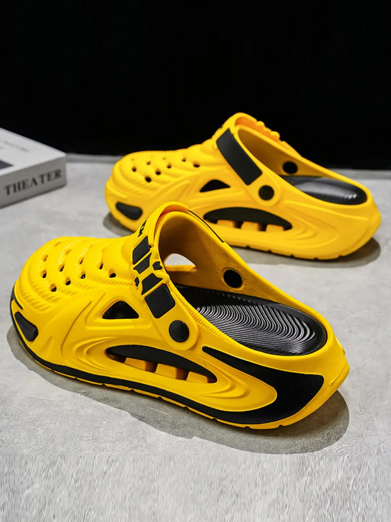 Men's Fashion Sandals Slipper, Summer New Trendy Thick Sole Heightening Holey Shoes, Eva Material, Breathable, Anti-Slip, Multi-Colors Available, Anti Slip Slippers