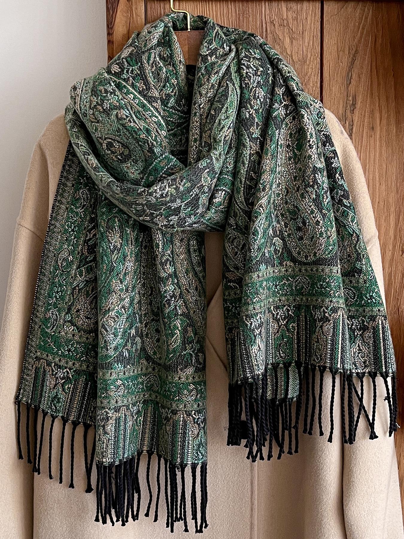 Women's Boho Style Paisley Print Scarf, Fall Winter Woven Fabric, Fitted Design, Soft Warm Accessory for Daily Wear & Modern Fashion