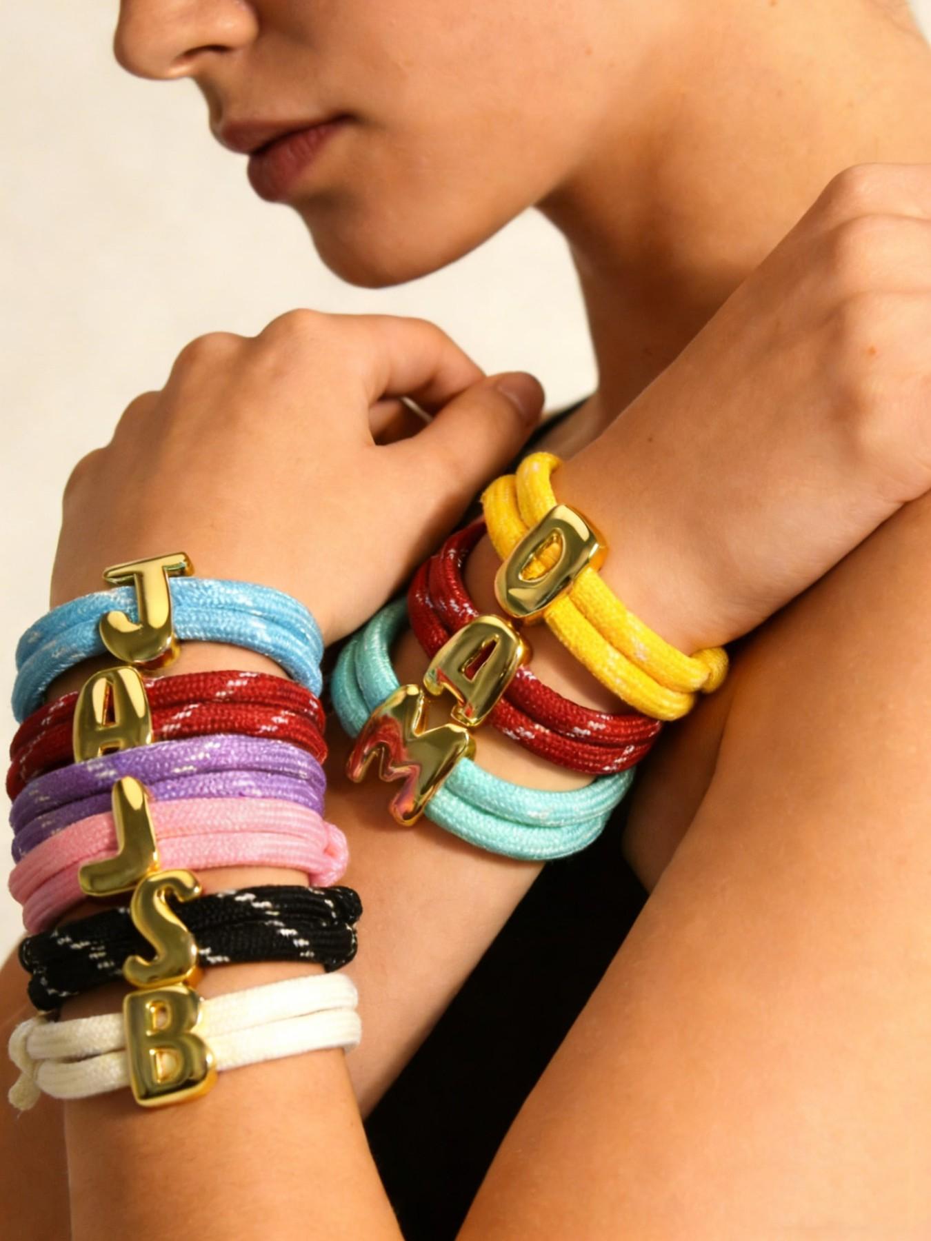 Dopamine Colorful Rope 26 Letter Bracelet, Handwoven Wristband for Men and Women, Unisex Fashion Accessory, Unique Gift Idea