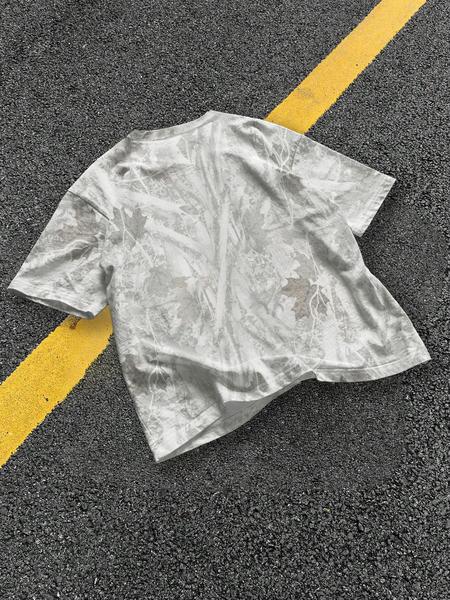 Unisex Camouflage Tree Branch Print T-Shirt, Short Sleeve Casual Summer Top, Fitted Style, Trendy Fashion for Daily Wear