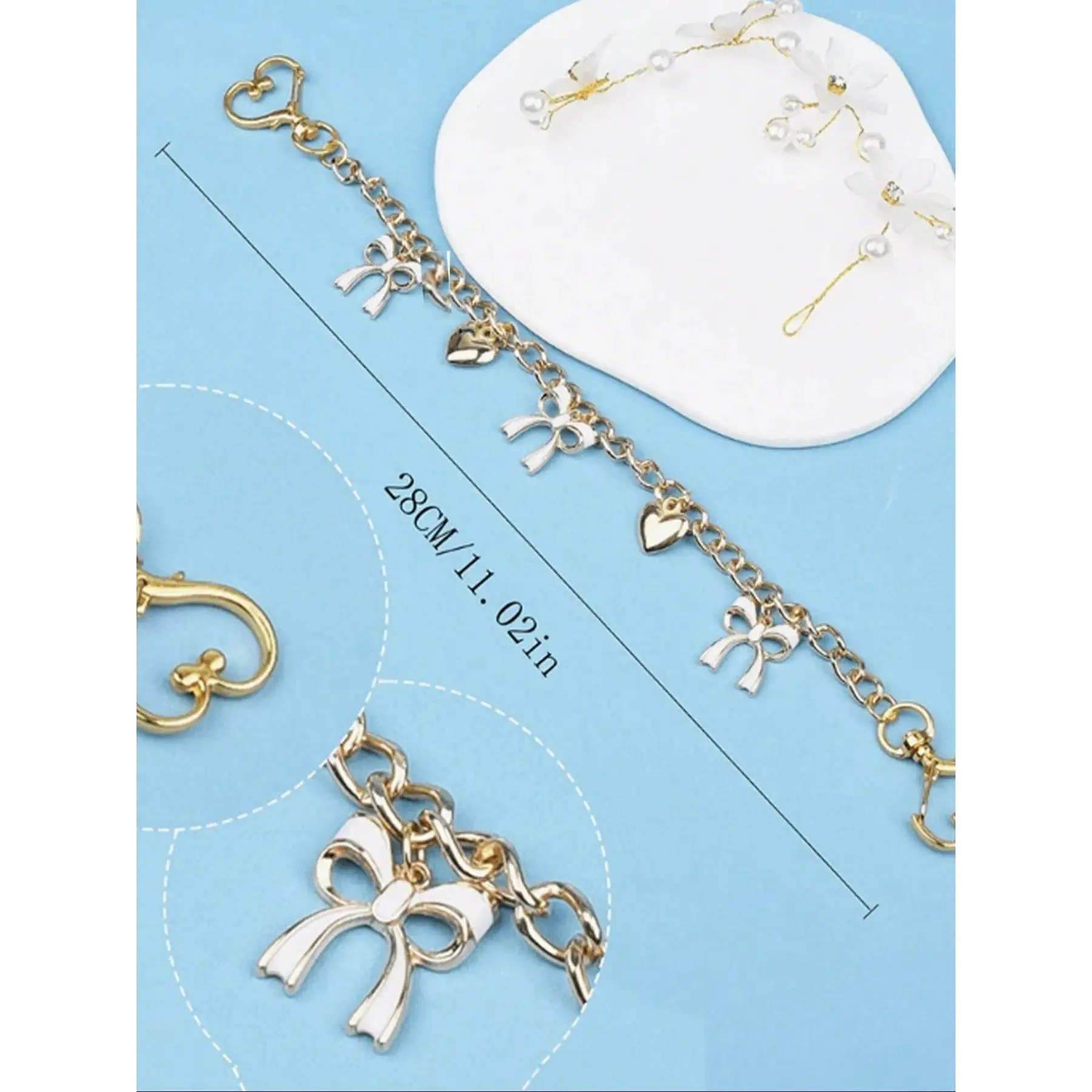 Gold Heart Bow Bag Charm Pendants, Cute Bag Charms, Enamel White Bow & Heart Charms Bag Chains, Heart-Shaped Lobster Clasp Bag Chain Accessories, Romantic Coquette Bag Decoration Keychain, Bag Pendant for Tote & Backpack, Perfect for Girls & Women