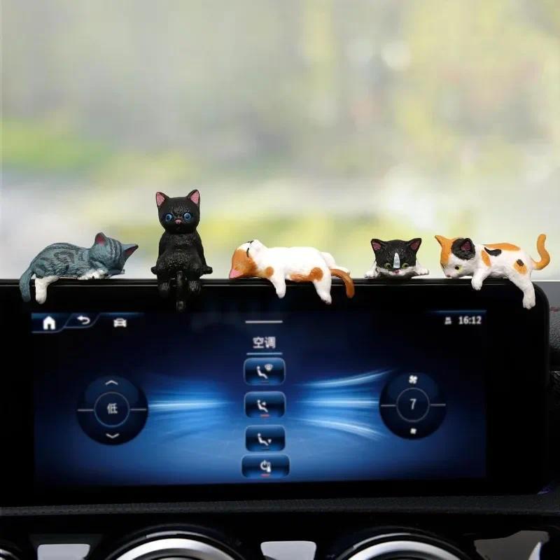 Cute Mini Cartoon Car Cat Ornaments Car Screen Edge Decoration Cat Micro Landscape Model Creative Car Accessories Gifts