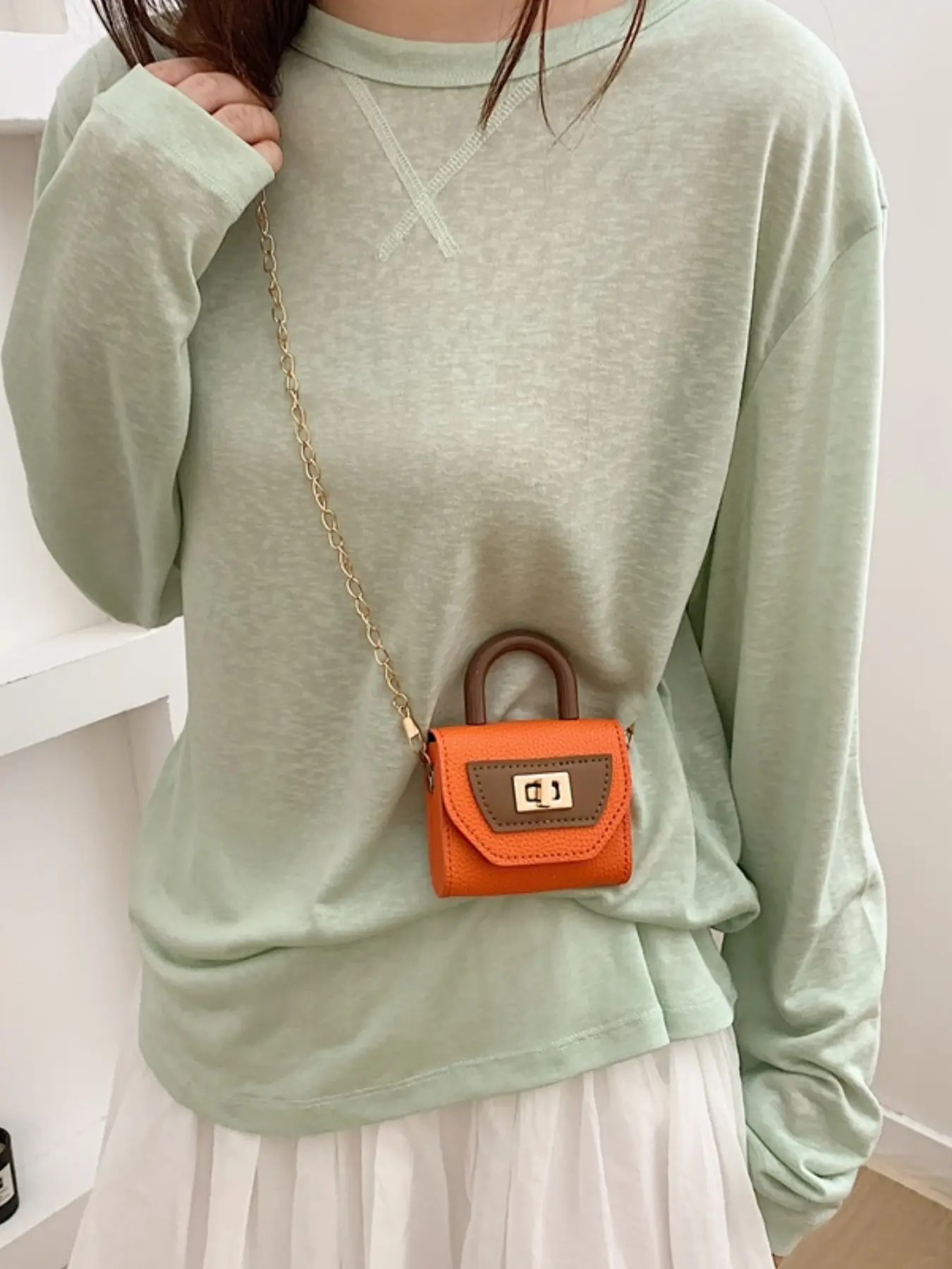 Women Contrast Color Block Mini Top Handle Bag, Trendy Micro Flap Purse, Chain Crossbody Shoulder Bag, Fashion Tiny Handbag