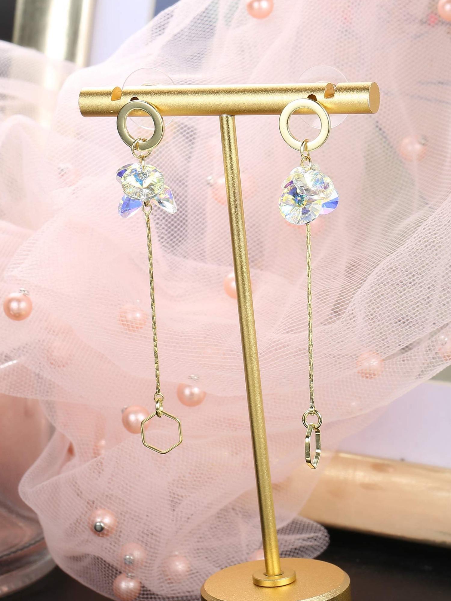 1 Pair Delicate Golden Long Chain Dangle Earrings for Women Men Beautiful Flower Clusters Shimmering Iridescent Swarovski Crystals Face-slimming Visual Effect Hypoallergenic Copper Construction Safe for Sensitive Skin