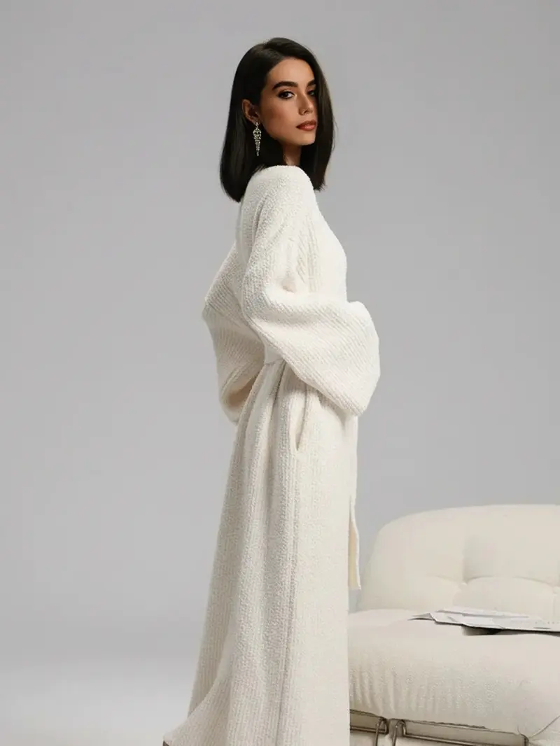 [COZY Soft Plush Feel] Women's Casual Double-Sided Fleece Robe｜Thickened Long Plush Loungewear｜Warm Flannel Pajamas for Fall & Winter｜Soft, Cozy, and Wearable Indoors & Outdoors