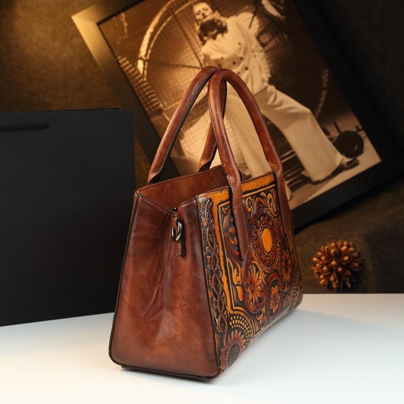 Vintage Tannery Craft Embossed Handbag, Traditional Floral Pressed Large Capacity Commuter Bag, Mom Style Shoulder Crossbody Bag