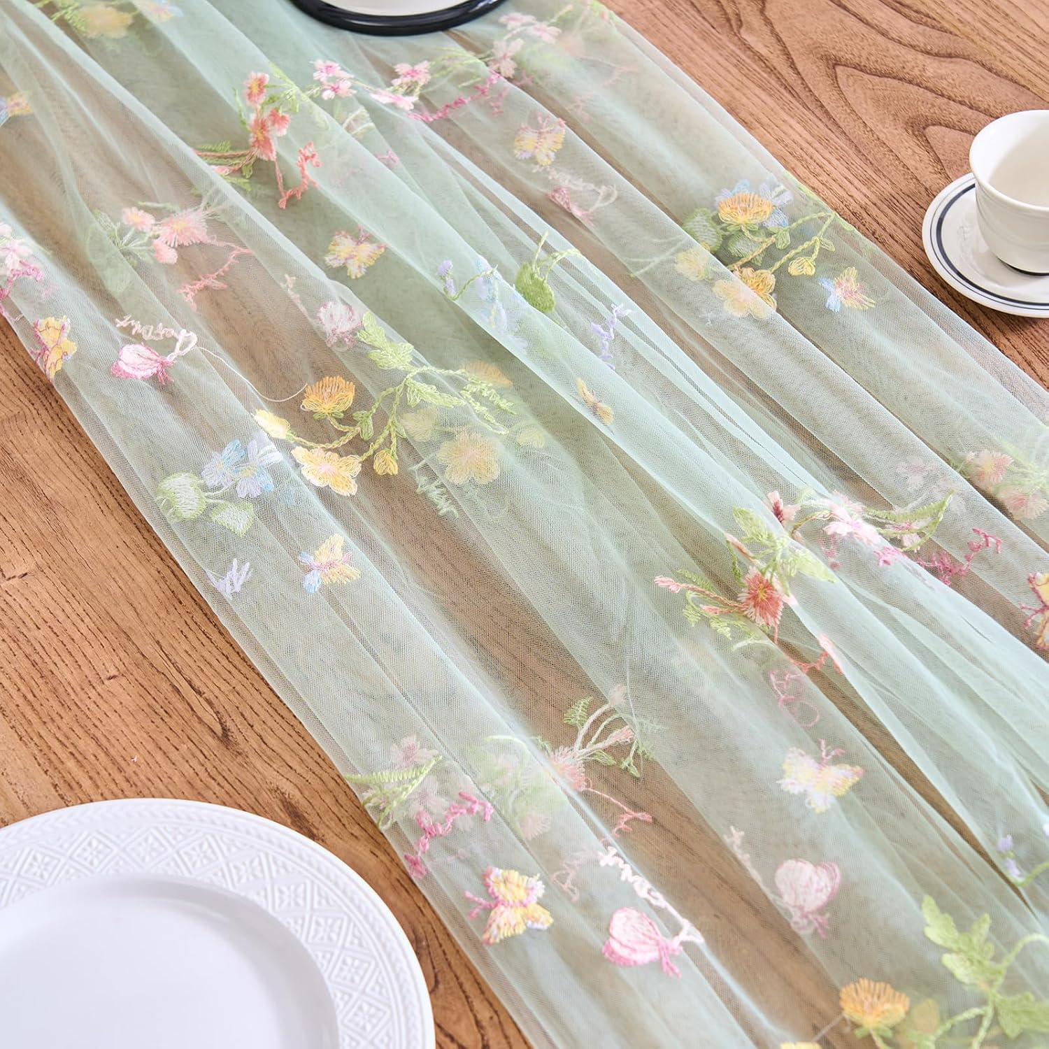 Vintage Embroidered Floral Table Runner, 70x180cm Sheer Mesh Tablecloth, Home Decor, Wedding, Party, Holiday DIY, Kitchen Decoration