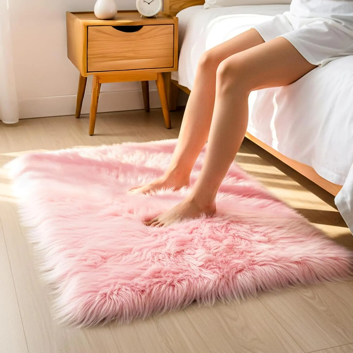 Faux  Rug - 20 x 32 Inch  Sheepskin Style Area Carpet | Soft Rectangular Rug for Bedroom, Living Room, , Dorm, Playroom, Indoor Floor Decor