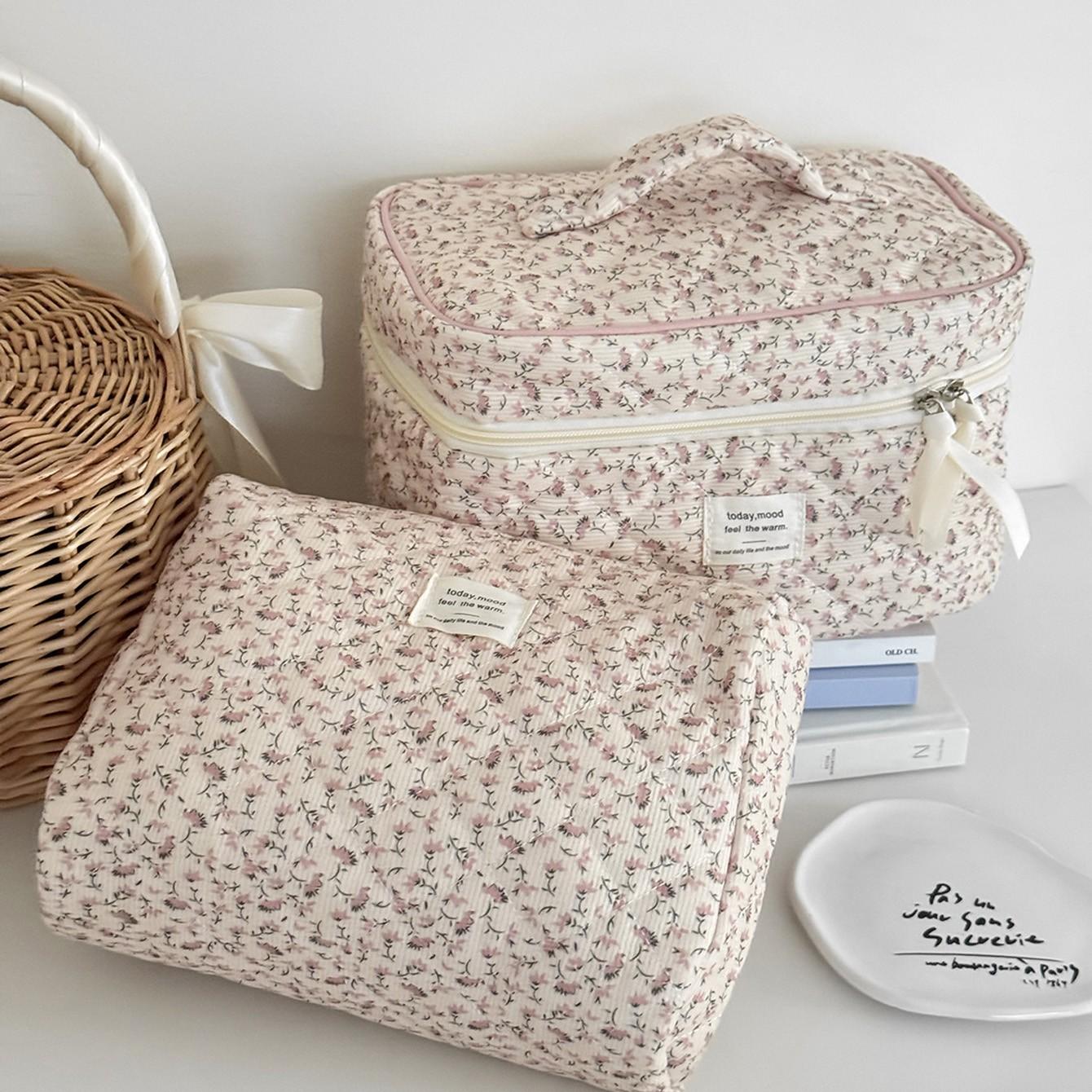 3-Piece Quilted Travel Makeup Bag Set, Large Capacity, Washable, Floral Pattern, Portable, Ideal for Women/girls, Perfect Gift