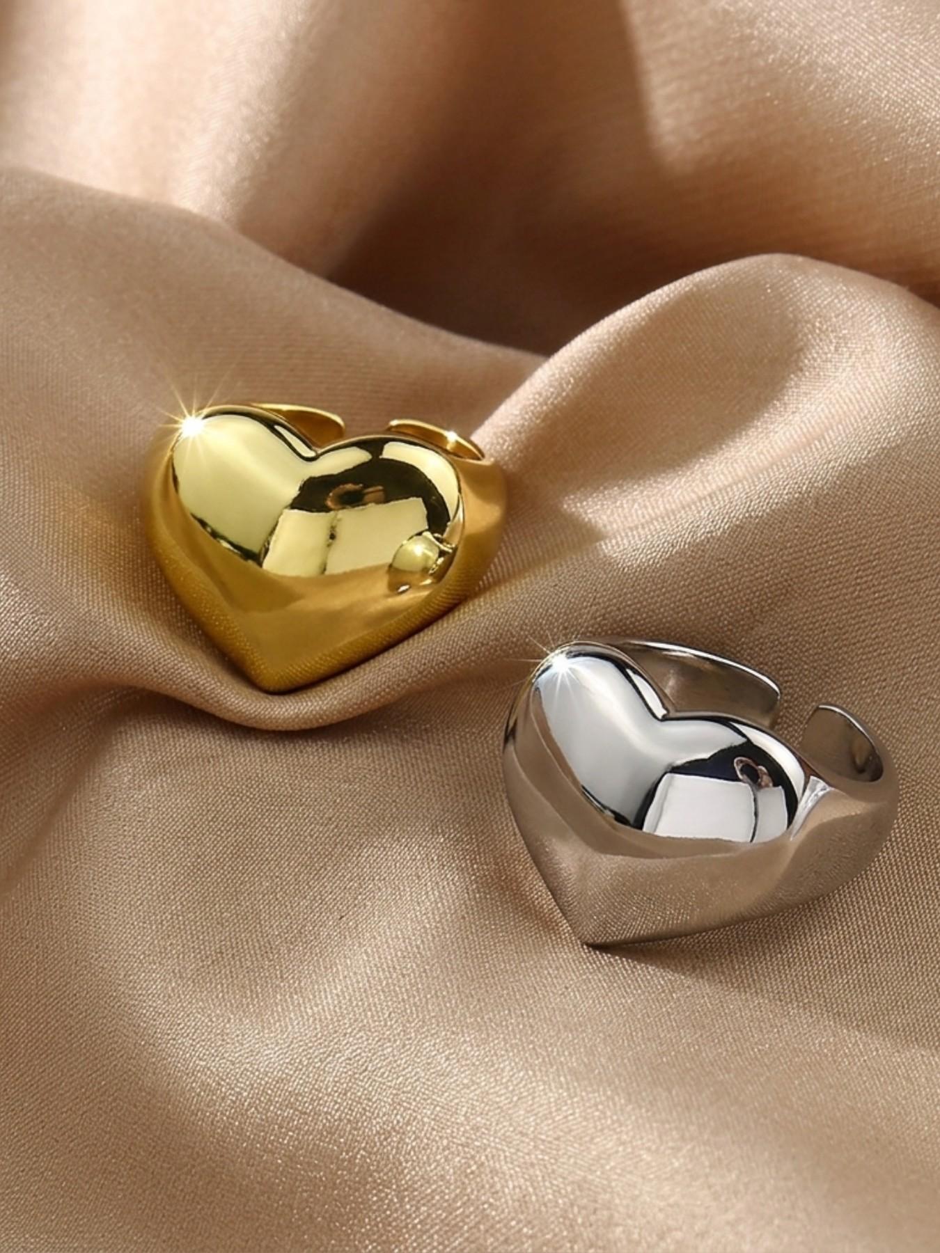 Heart-Shaped Oversized Ring, Elegant Jewelry for Mother's Day and Graduation, Perfect Gift for Loved Ones, Fashion Accessory for Any Occasion