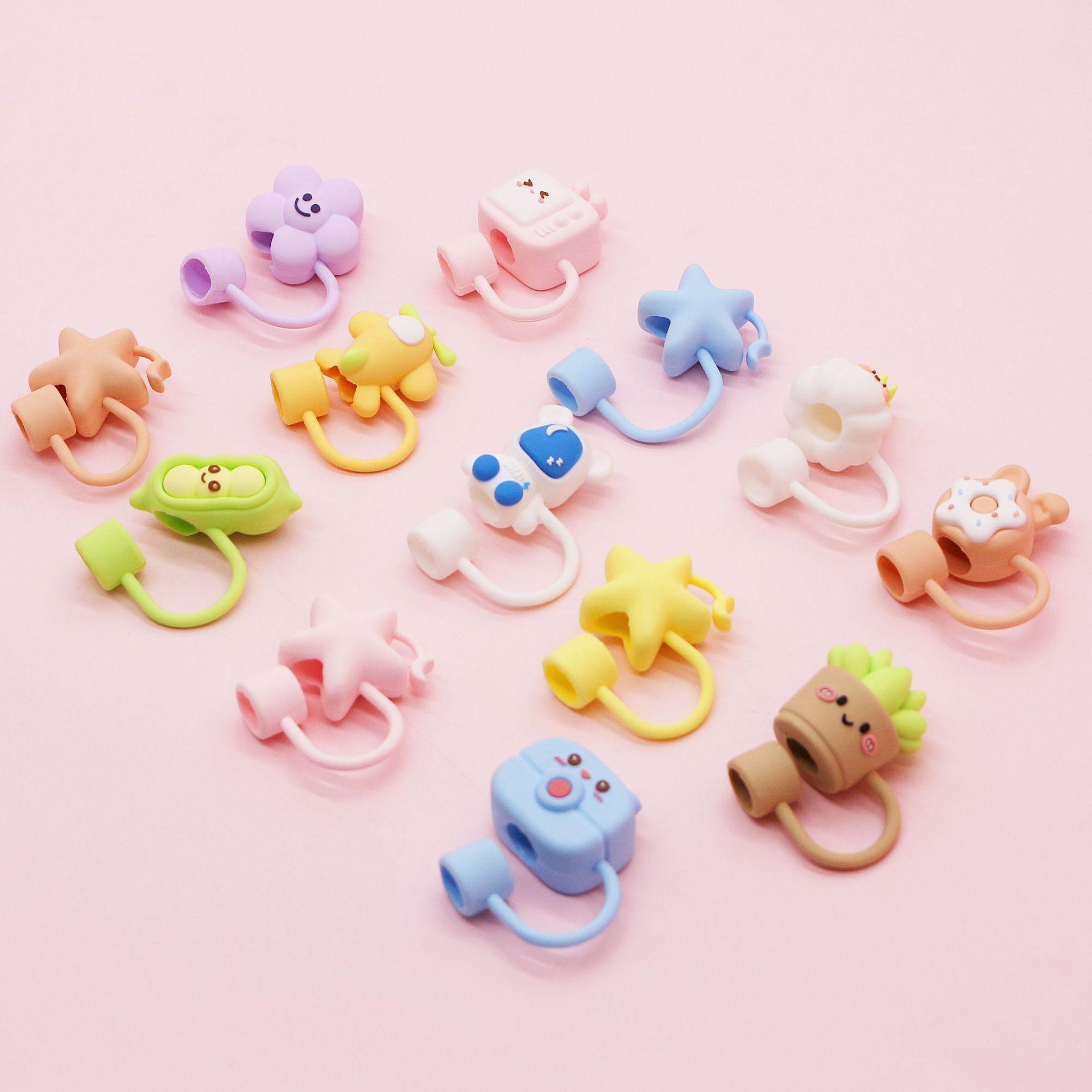 Cute Cartoon Straw Topper, Decorative Straw Stopper Dust Cover, Aesthetic Cup Ornament for Travel Tumbler No straw in cluded