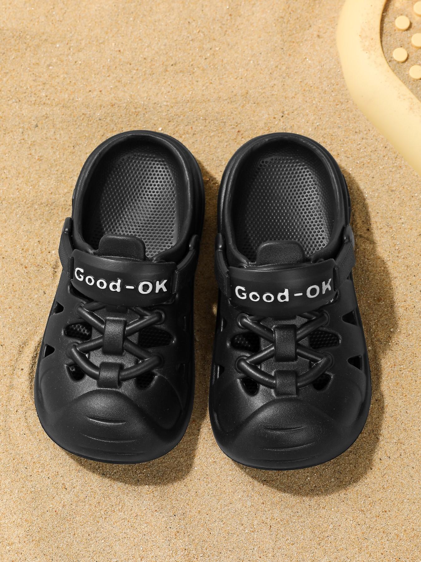 Hole Shoes, Lightweight Comfortable, Suitable for Home Use, Best Gift Choice for Kids, Small Toddler, Middle Youth