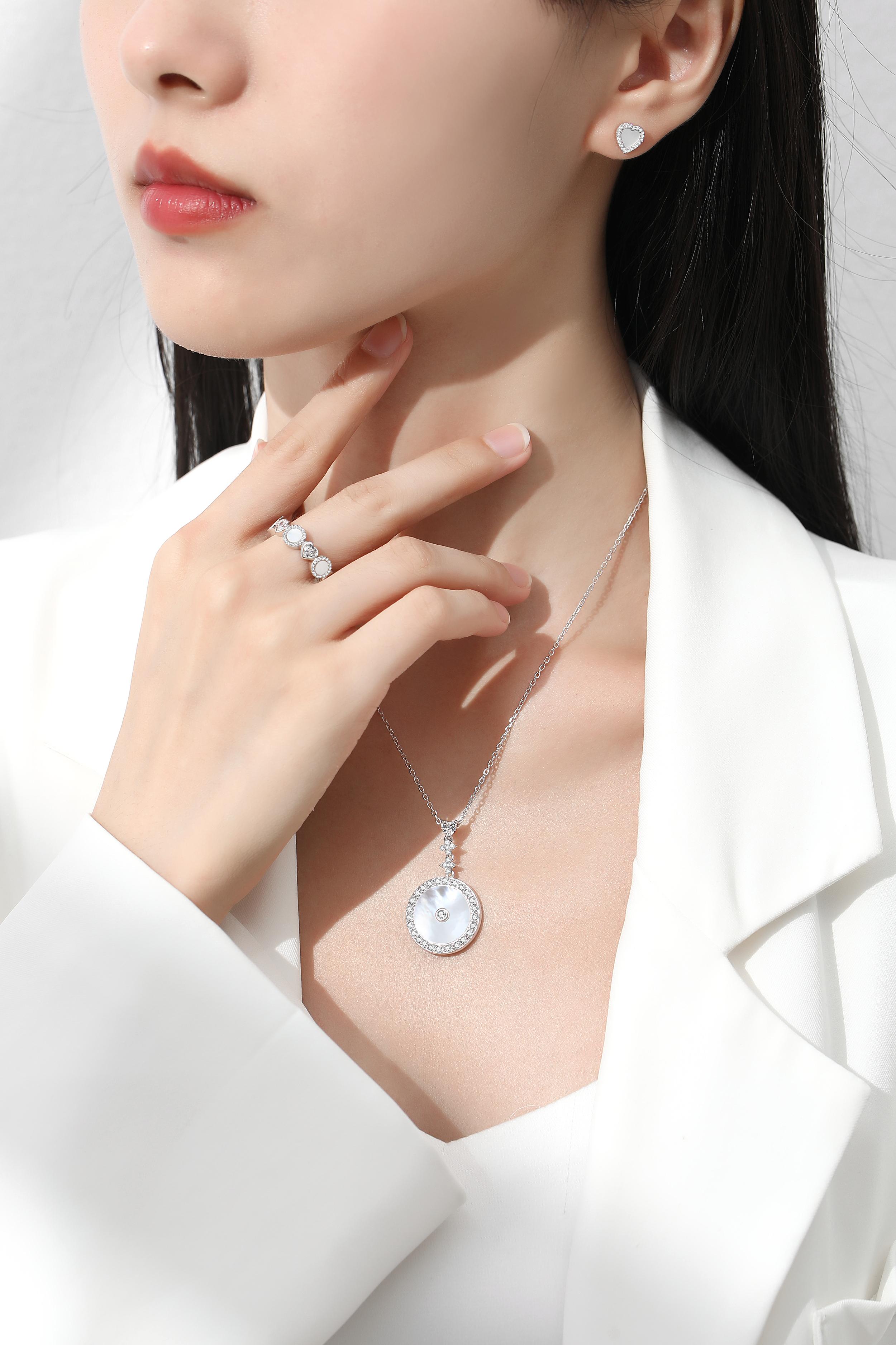 DW-AP Venus 925 Silver Pendant For Women