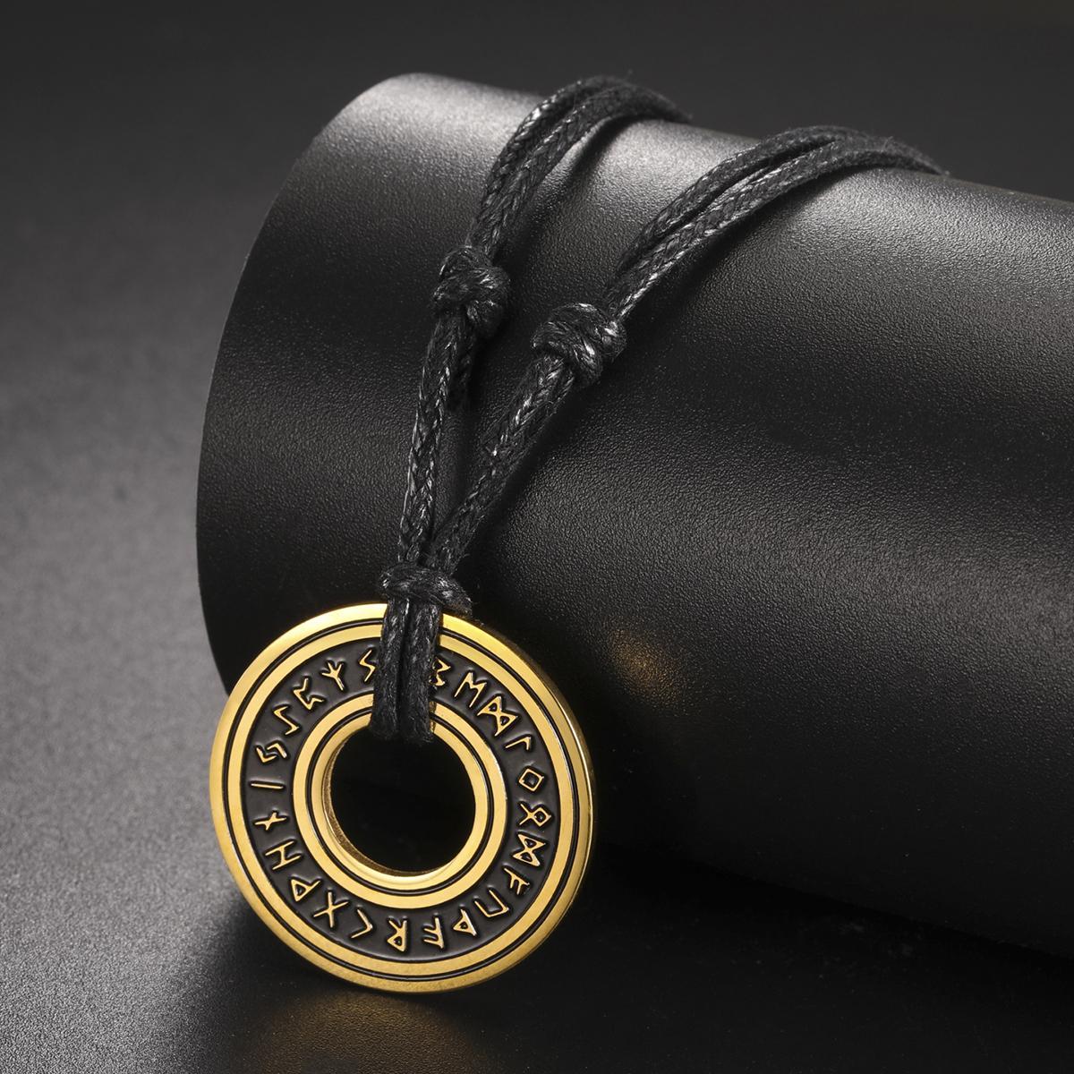Vintage Nordic Rune Necklaces for Men Stainless Steel Norse Runes Viking Jewerly Pagan Pendant Amulet Gift Hot Sale