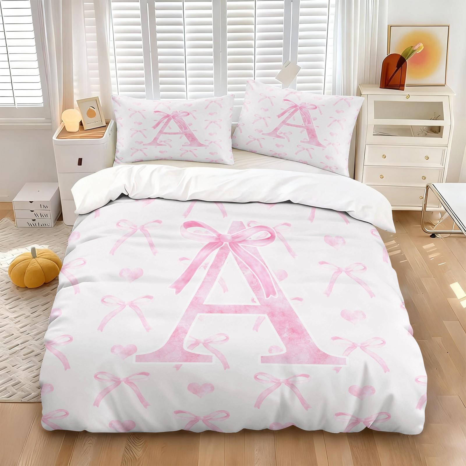Princess Style Printed Comforter Set, Including Comforter Set and 1/2 Coreless Pillowcase, Three-Dimensional Letters Pink Bow and Love Bedding Set, Soft and Comfortable, Suitable For All Seasons