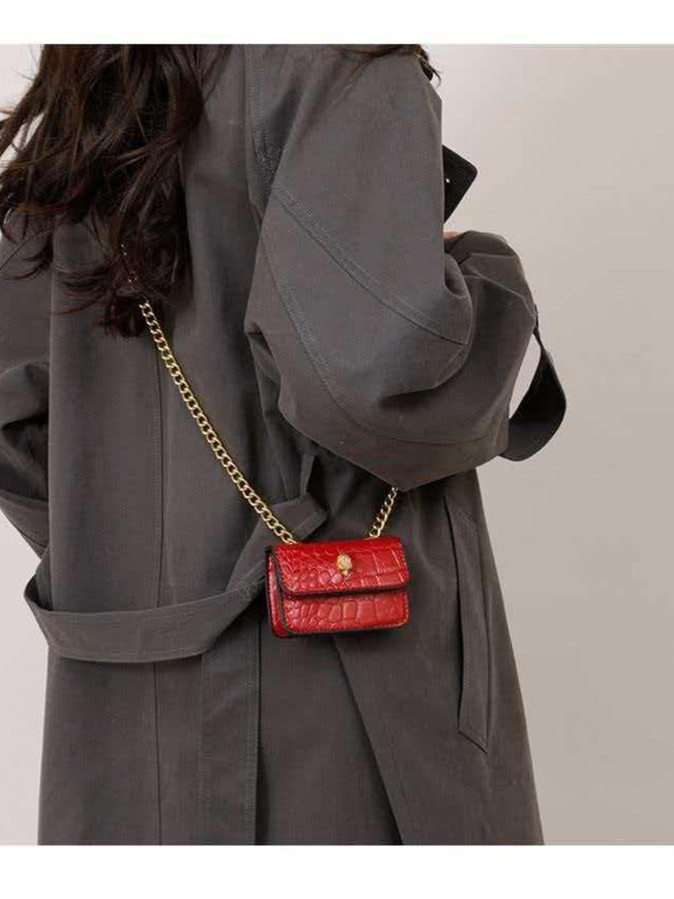 Elegant Mini Crossbody Shoulder Bag for Women, Magnetic Closure, Letter Pattern, Versatile Daily Use, Travel, Commute