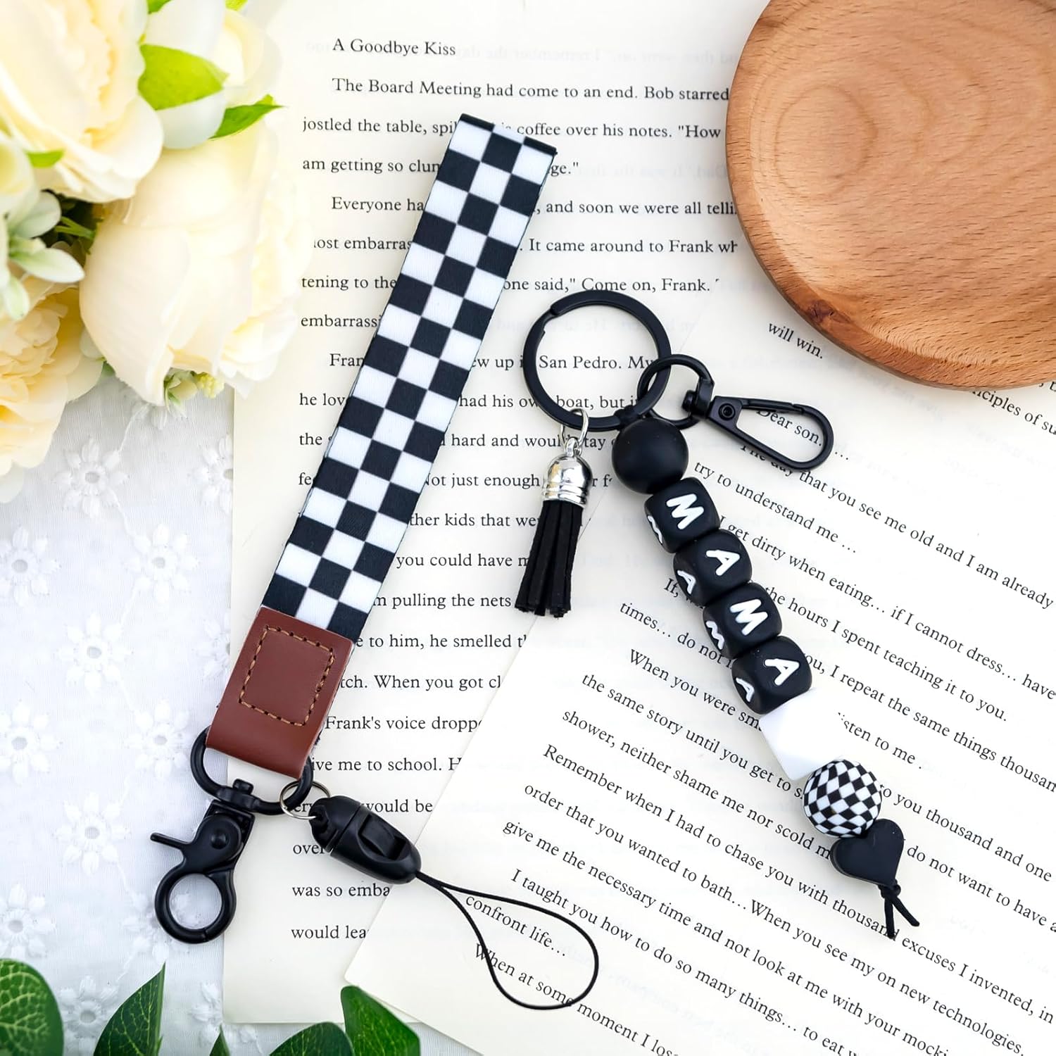 Black Checkered Mama Keychain, Wristlet Lanyard with Silicone Beads for Car Keys, Purse Charms, Backpack Accessories, Daily Carry, Mom Gifts and Fashion Key Holder