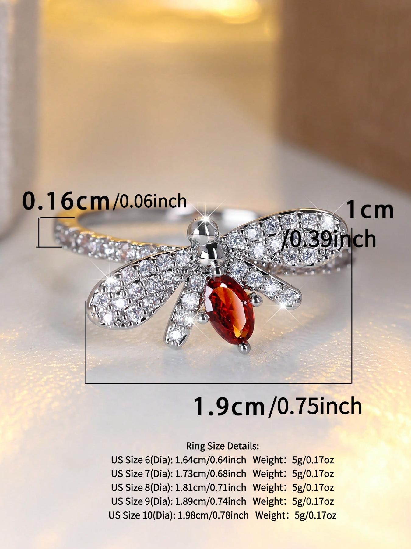 A stunningly designed small bee-shaped artificial zirconia ladies' ring, perfect as a wedding gift, engagement present, anniversary present, birthday gift.