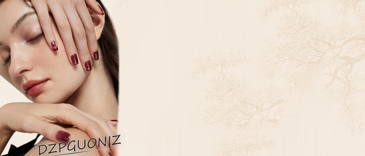 24Pcs Pink French Tip Press Nails Short Square Fake Nails Spring Cherry Blossoms with Line Design Nude Pink False Nails Stick Nails Full Cover Artificial Glue Nails for Women DIY Manicure