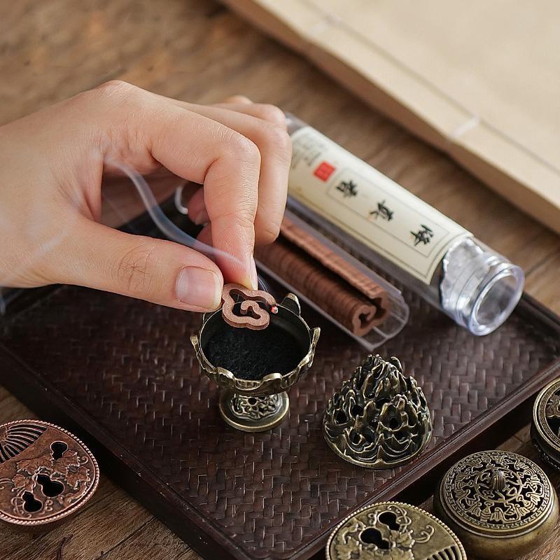 Metal Dragon Incense Burner, Zen Feng Shui Decorative Item, Ideal for Meditation, Yoga, Spa, Home Decoration, Perfect Gift