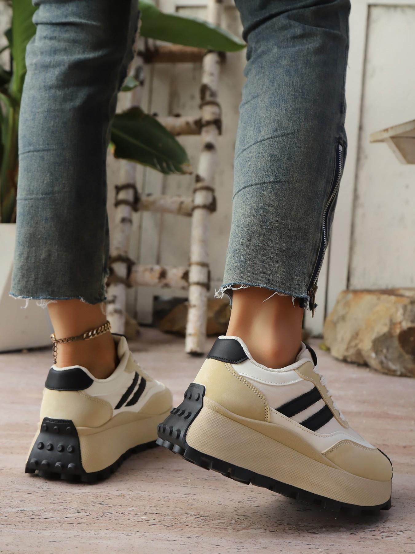 Women's High Top Sneakers, Sneakers Fashion Footwear, comfortable with fleece lining and thickened design for cold protection and warmth, winter outdoor boots, simple versatile design suitable for daily wear
