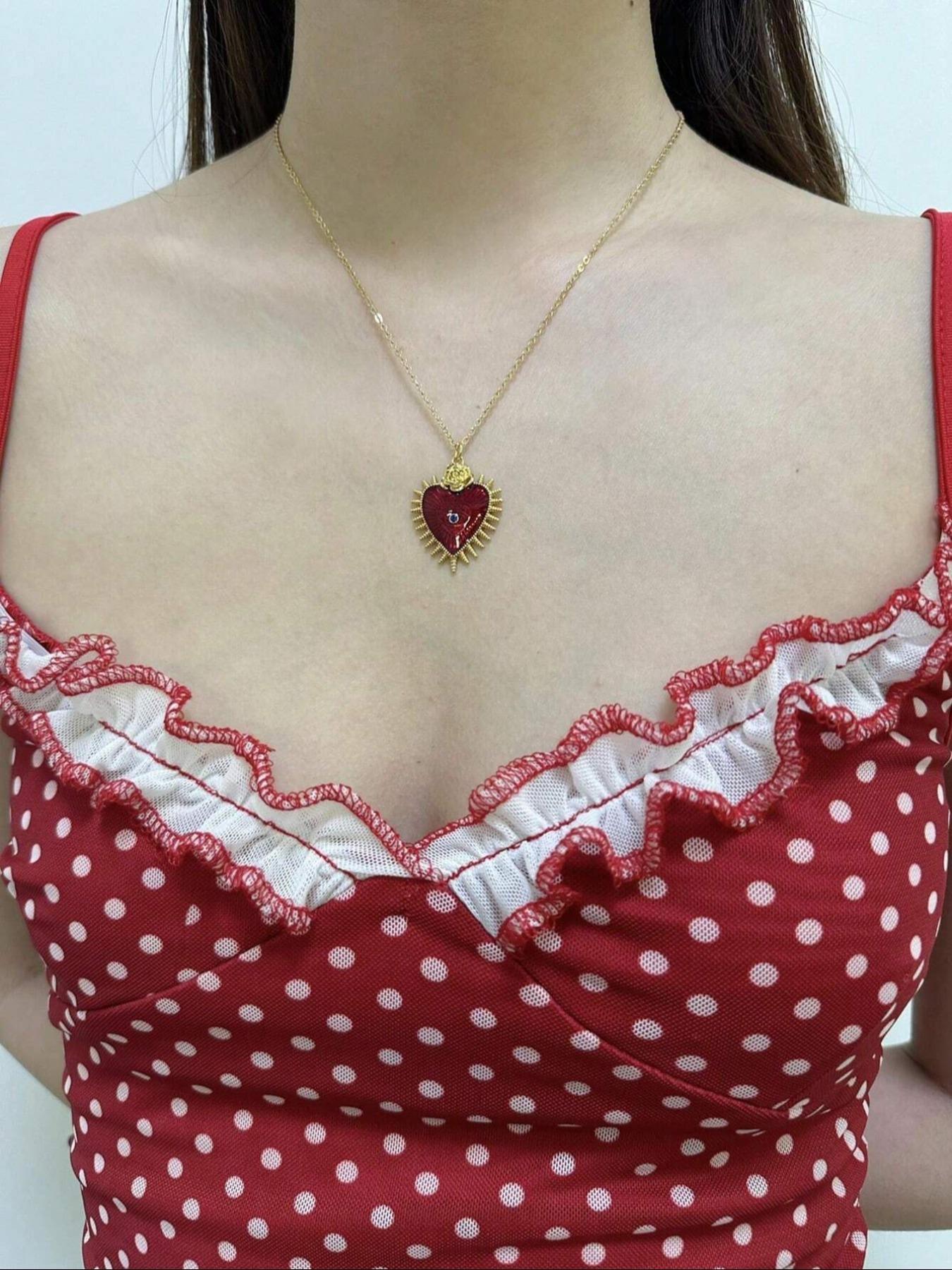 1 Piece of Retro Personalized Devil's Eye Drop Oil Red Love Pendant Necklace for Women, Gothic Party Vacation Personalized Necklace