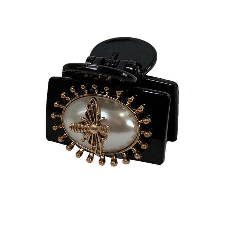 Retro Hairpins Antique Bronze Color Bee Charms Hair Claw Clips Bang Hair Clips Luxury Pearl Hairgrips Headwear Accessories Gifts