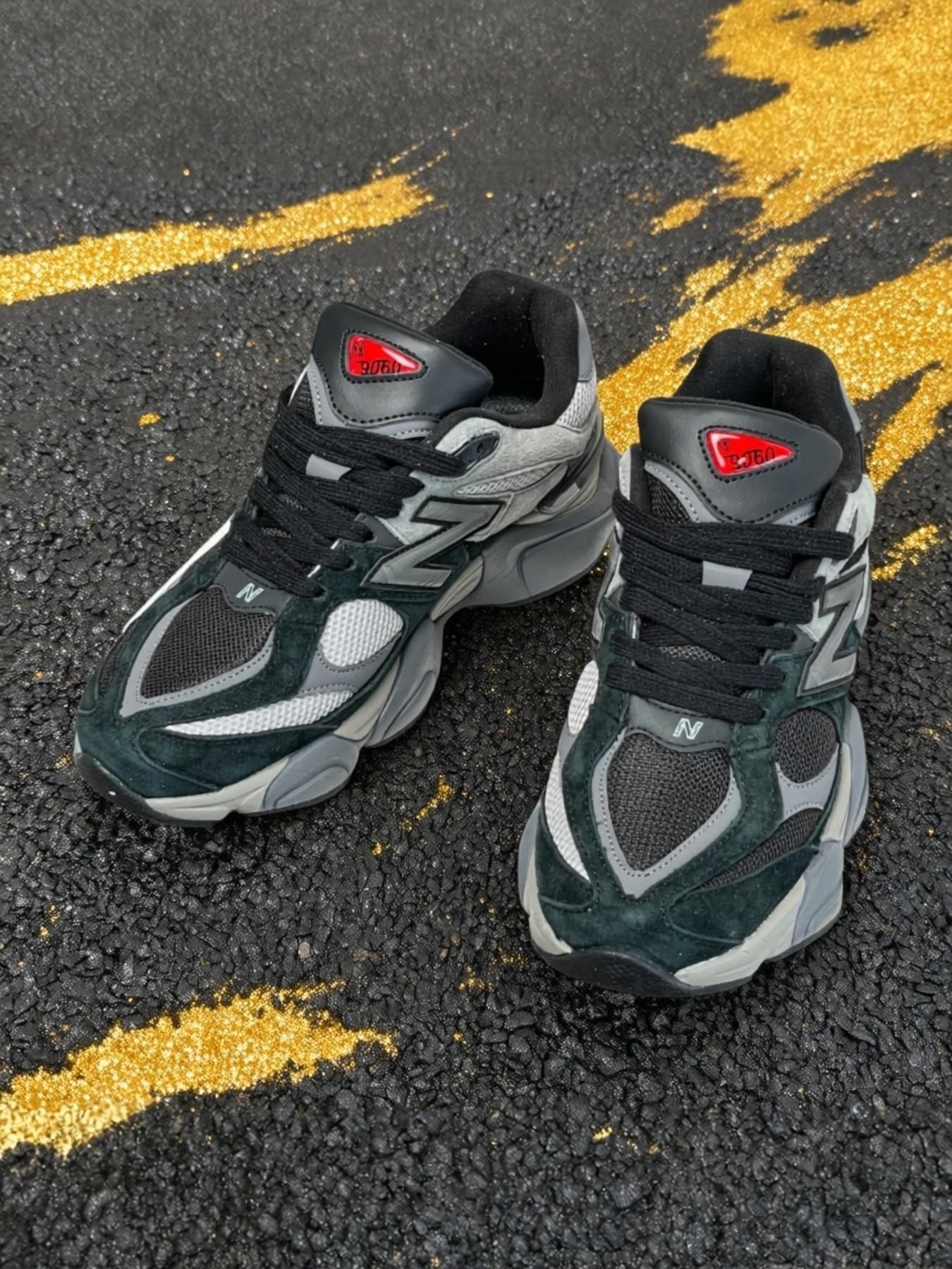 2026 New Retro Couple Height Increase Dad Sneakers Gp9060, Unisex Casual Running Shoes, Low Top Patchwork Textile Upper, All Seasons