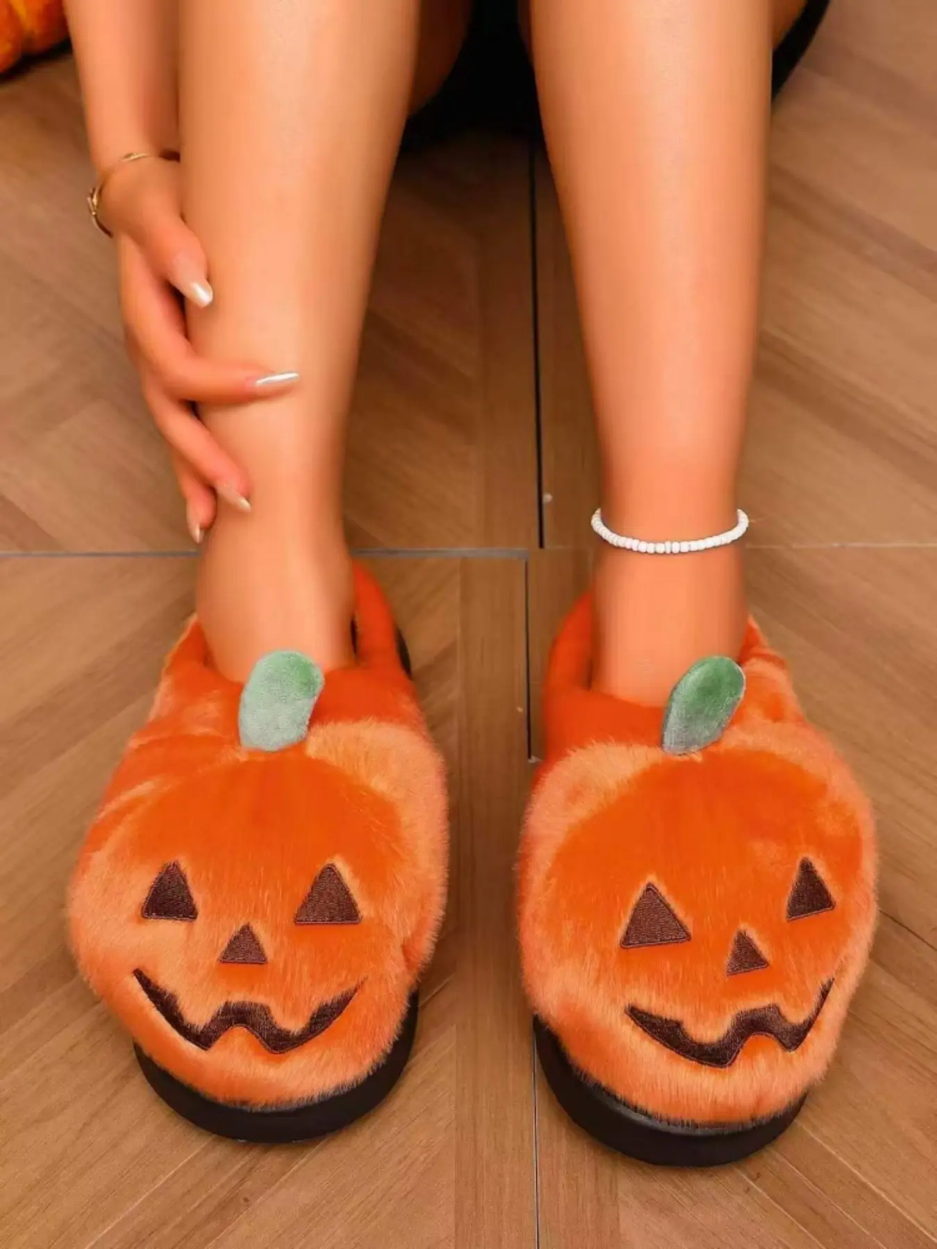 Women's Halloween Fun 3D Pumpkin Plush Slip-On Shoes, Fall Winter Non-Slip Warm Indoor Slippers, Cute Ghost Face Thick Sole