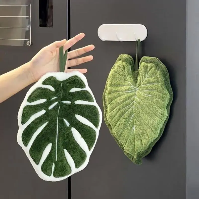 2 Pack Leaf-Shaped Microfiber Hand Towels - Contemporary Nature Design Bathroom Accessory, Soft and Absorbent with Hanging Loop, Decorative Towels For Bathroom, Soft Super Absorbent, Absorbant Clean Towel