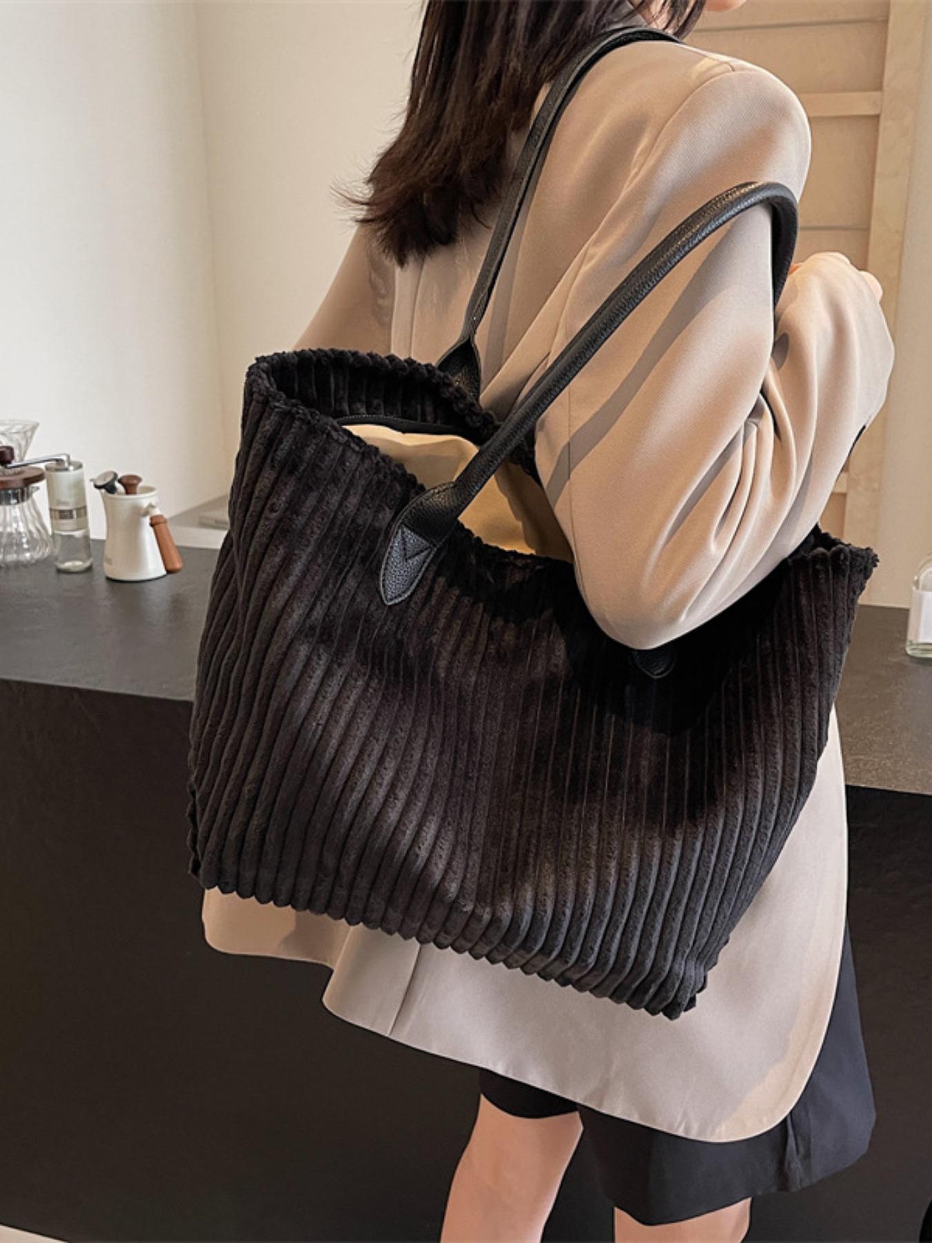 Women's Plush Velvet Crossbody Bag, Perfect for Short Trips and Shopping, Ideal Handbag for Girls, Great Gift Idea