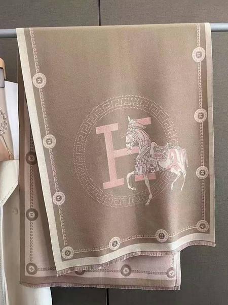 Women's Vintage High-End Plaid Jacquard Knit Scarf, Elegant Fall & Winter Accessory, Warm Anti-Cold Shawl for Daily Wear