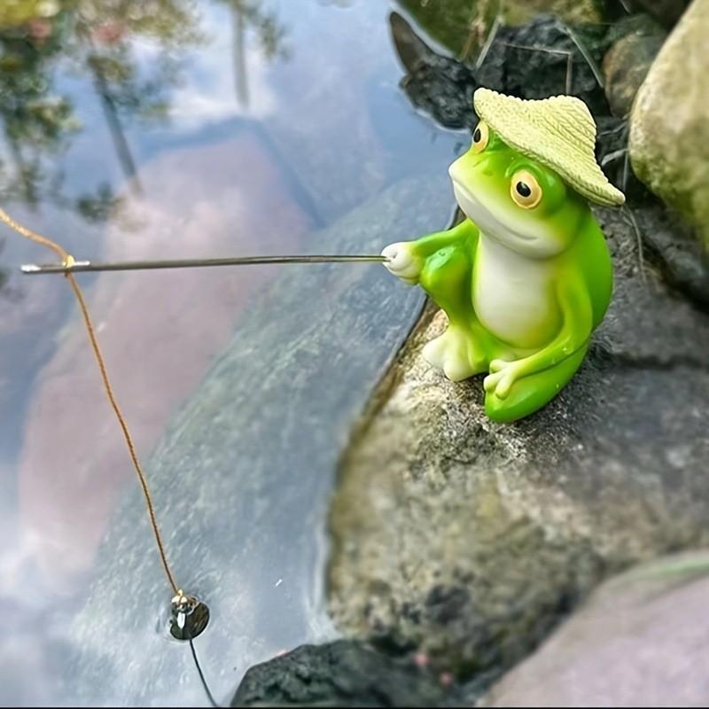 Fishing Frog Outdoor Garden Decor, Resin Miniature Fishing Frog Sculpture, Creative Landscape Ornament for Fish Pond and Courtyard