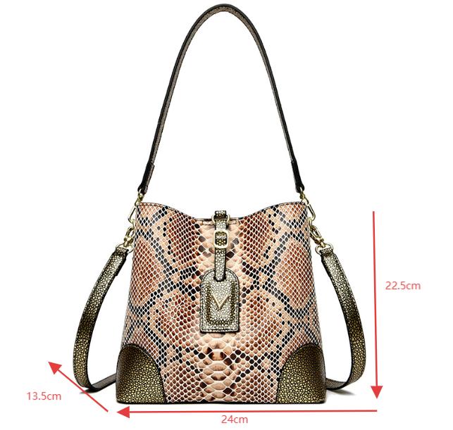 Fashionable women's snake patterned handbag - gradient adjustable shoulder strap, multiple zipper compartments and gold hardware, large capacity crossbody bag, suitable for birthday gifts and daily commuting. Fashionable women's snake patterned handbag - gradient adjustable shoulder strap, multiple zipper compartments and gold hardware, large capacity crossbody bag, suitable for birthday gifts and daily commuting.