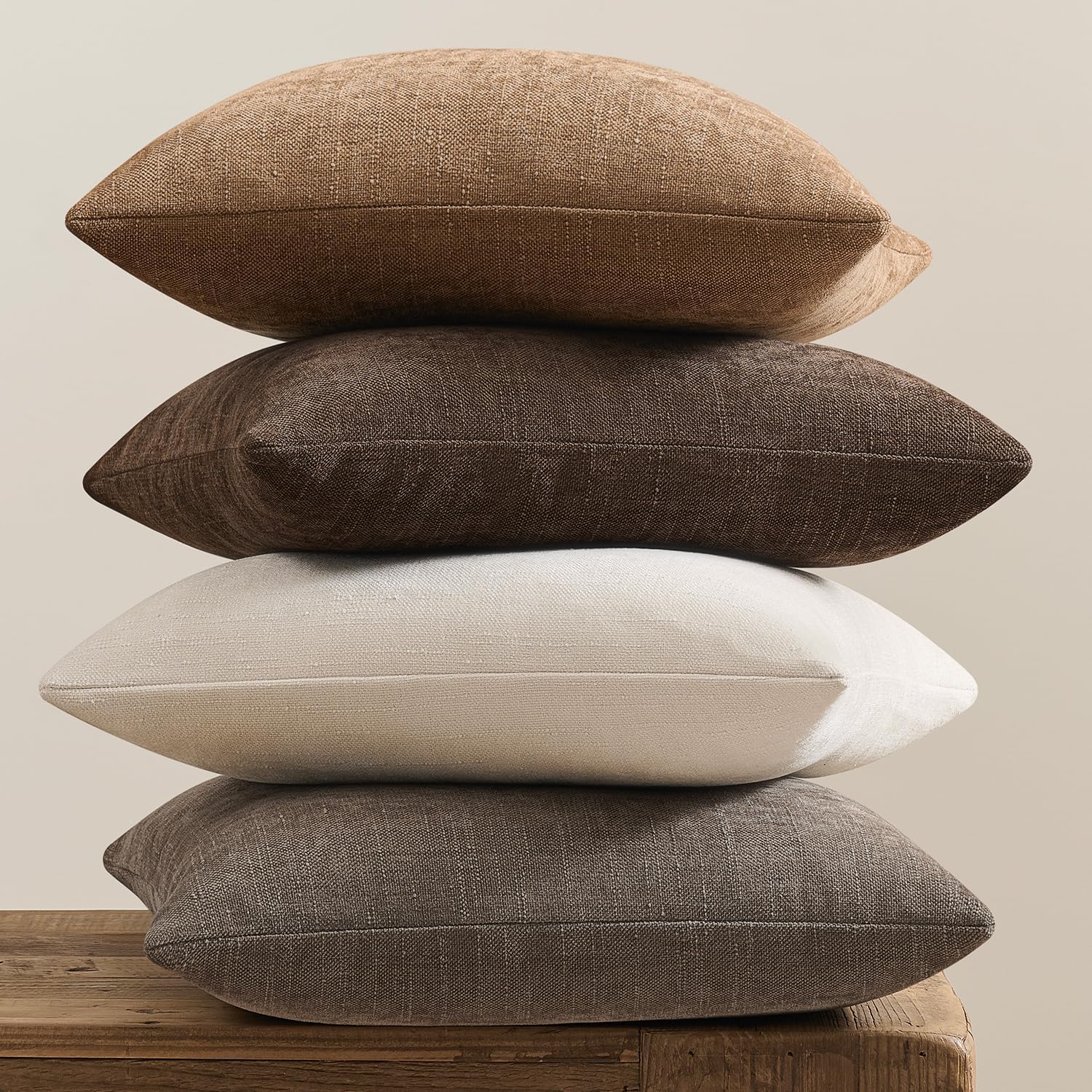 4Pcs Throw Pillow Covers 18x18 Inch / 20x20 Inch Chenille Textured Neutral Brown Soft Pillow Covers Solid Decorative Farmhouse Cushion Covers Home Boho Western Decor for Couch Sofa Bed Living Room Bedroom Decor